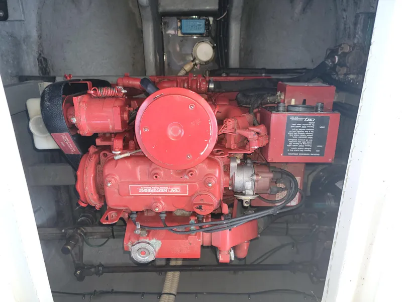 Slide: The Image of Sea Ray 370 Sedan Bridge 1996 - 75