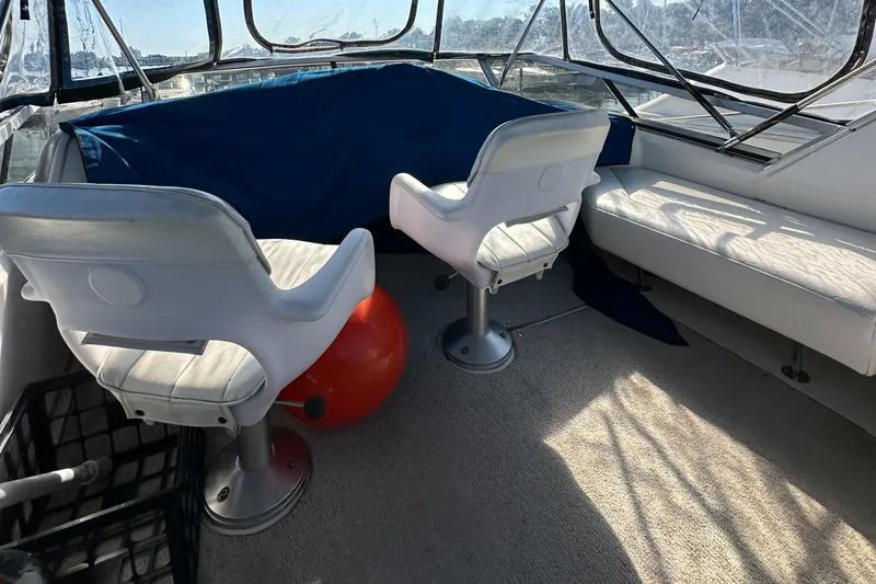 Slide: The Image of Sea Ray 370 Sedan Bridge 1996 - 86