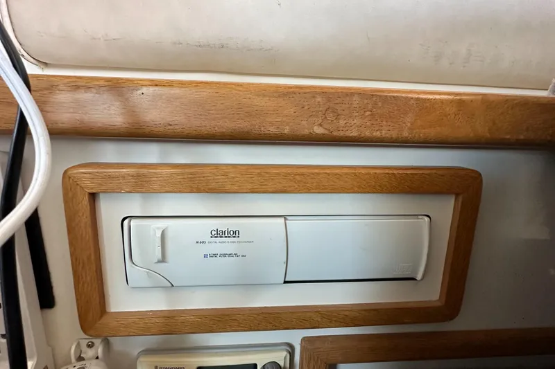 Slide: The Image of Sea Ray 370 Sedan Bridge 1996 - 99