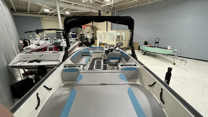 Slide: The Image of Heyday Wake Boats WT-2 2017 - 5