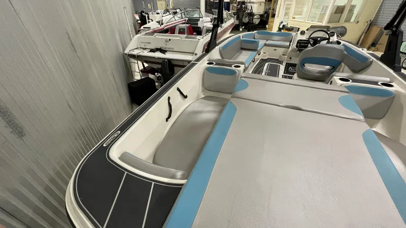 Slide: The Image of Heyday Wake Boats WT-2 2017 - 6