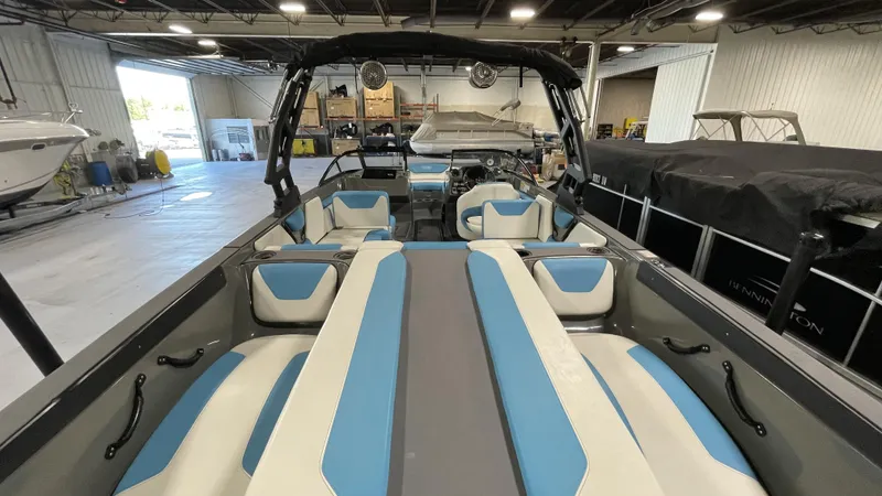 Slide: The Image of Heyday Wake Boats WTSurf 2021 - 3