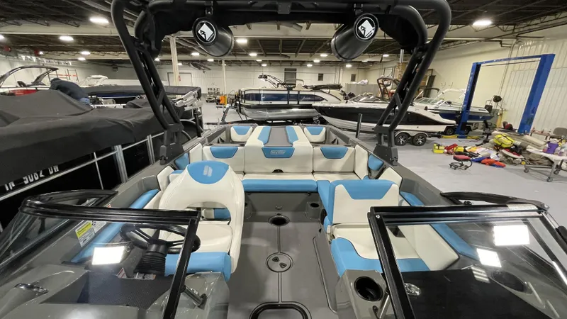 Slide: The Image of Heyday Wake Boats WTSurf 2021 - 5