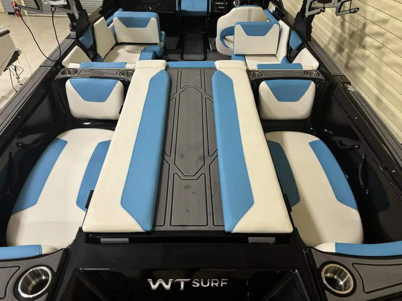 Slide: The Image of Heyday Wake Boats WT Surf 2023 - 7