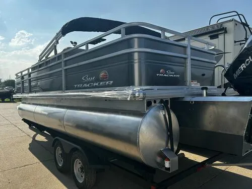Slide: The Image of 2025 Sun Tracker Fishin' Barge 22 XP3 pontoon boat on a trailer. - 3