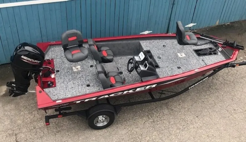 Slide: The Image of 2025 Tracker Pro Team 175 TXW fishing boat with Mercury outboard motor. - 6