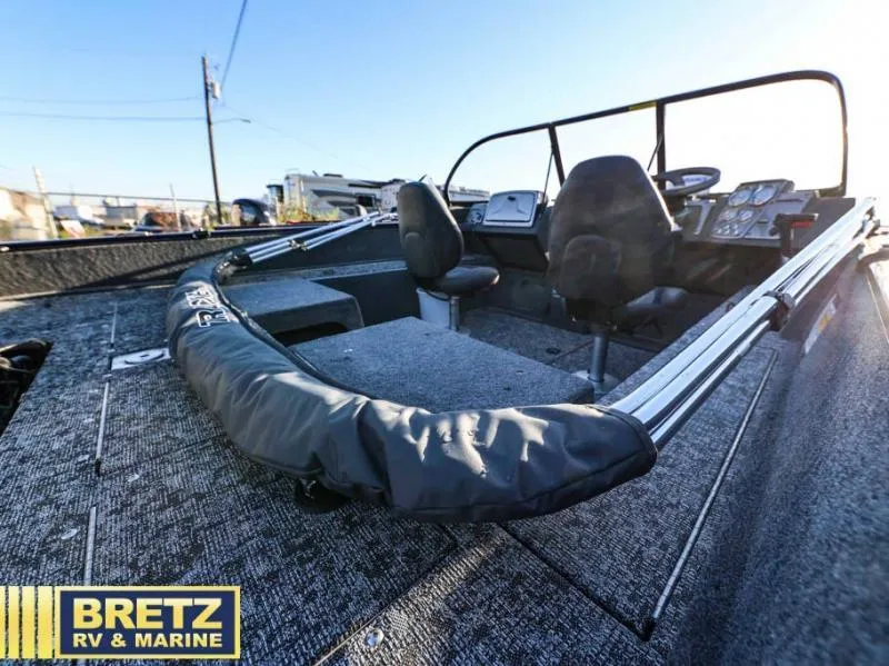 Slide: The Image of Pro V-175 Combo 2025 - 11