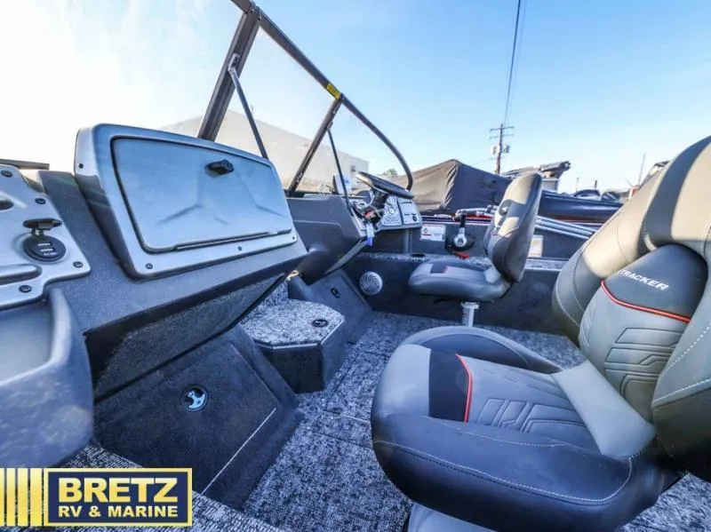 Slide: The Image of Pro V-175 Combo 2025 - 17