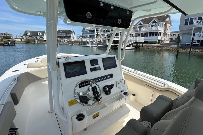 Slide: The Image of Key West Boats 263FS 2022 - 6