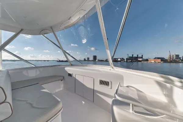 Slide: The Image of 54' Hatteras GT54 -  - 17