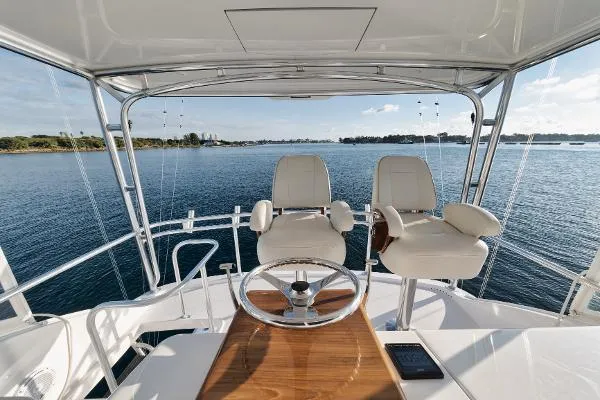 Slide: The Image of 54' Hatteras GT54 - Cockpit - 23
