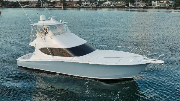 Slide: The Image of 54' Hatteras GT54 - Profile - 7