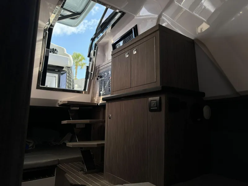 Slide: The Image of Ranieri CAYMAN 38.0 EXECUTIVE 2025 - 50