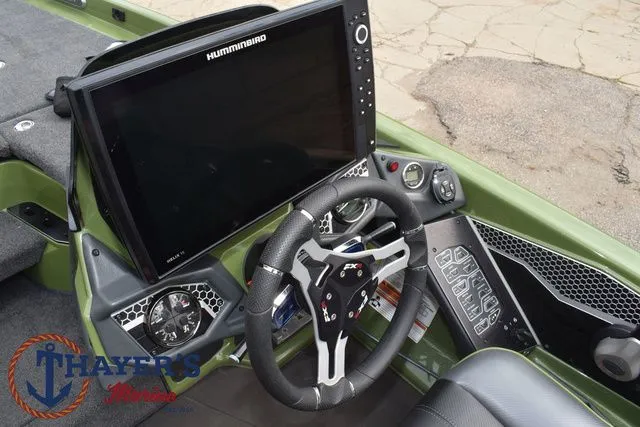 Slide: The Image of Skeeter FXR20 Apex 2022 - 41