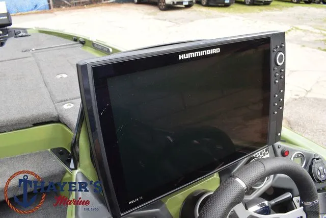 Slide: The Image of Skeeter FXR20 Apex 2022 - 45