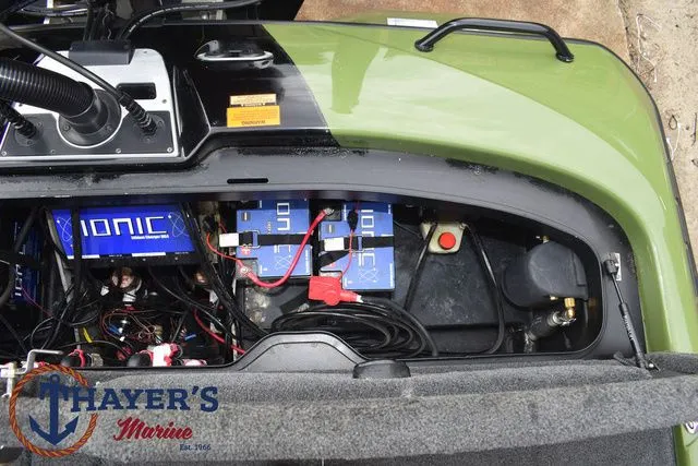 Slide: The Image of Skeeter FXR20 Apex 2022 - 52