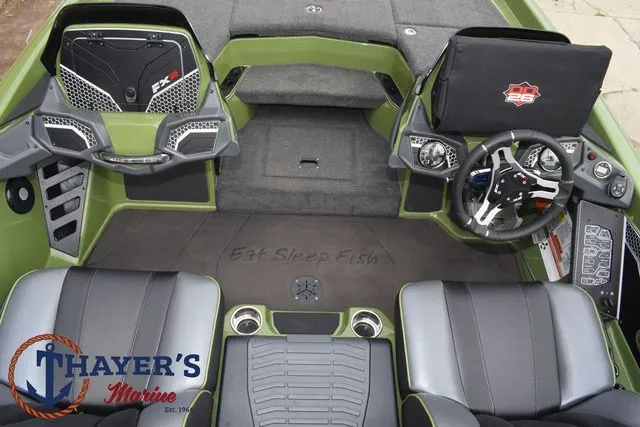 Slide: The Image of Skeeter FXR20 Apex 2022 - 58