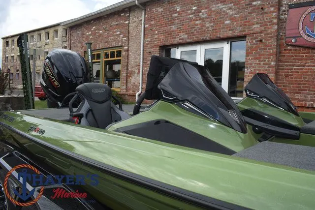 Slide: The Image of Skeeter FXR20 Apex 2022 - 63