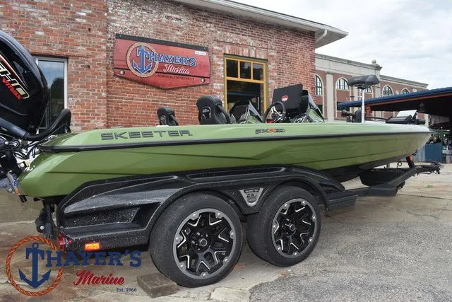 Slide: The Image of Skeeter FXR20 Apex 2022 - 66