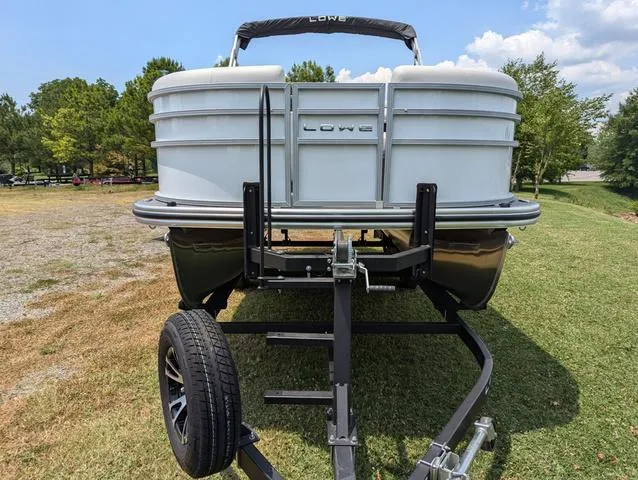 Slide: The Image of Lowe SS 190 2024 - 4