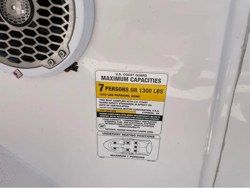 Slide: The Image of Yamaha LX2000 2002 - 12