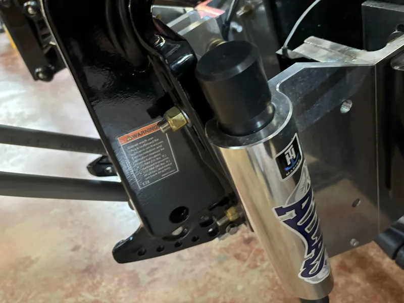 Slide: The Image of Falcon F21 Predator 2025 - 10