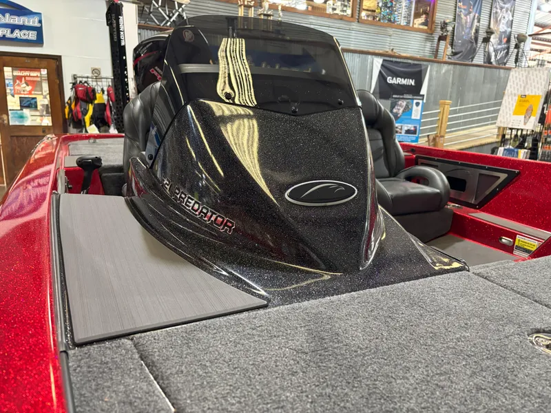 Slide: The Image of Falcon F21 Predator 2025 - 15