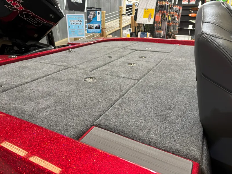 Slide: The Image of Falcon F21 Predator 2025 - 8