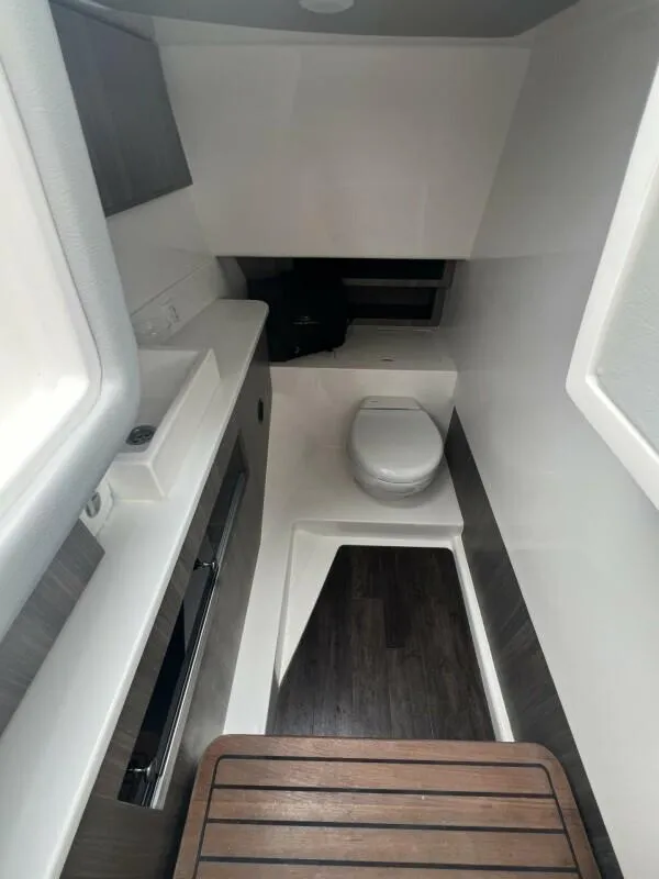 Slide: The Image of Regal LX36 2023 - 19