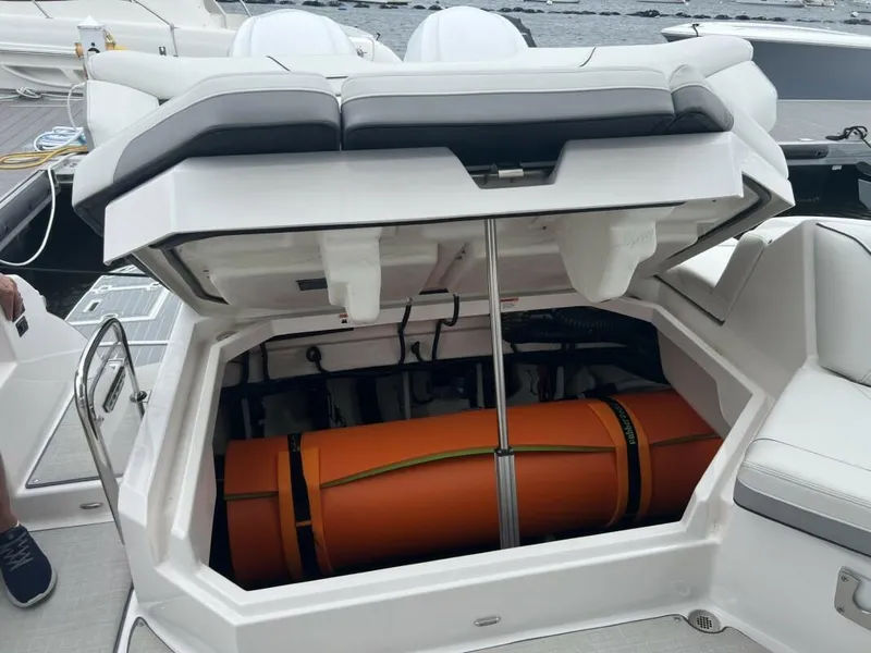 Slide: The Image of Regal LX36 2023 - 25