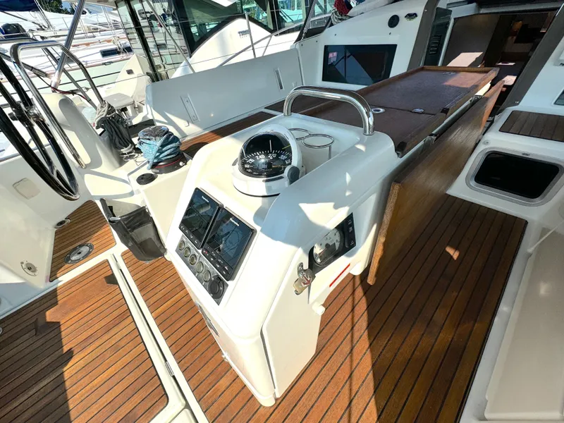 Slide: The Image of Jeanneau Sun Odyssey 440 2019 - 24