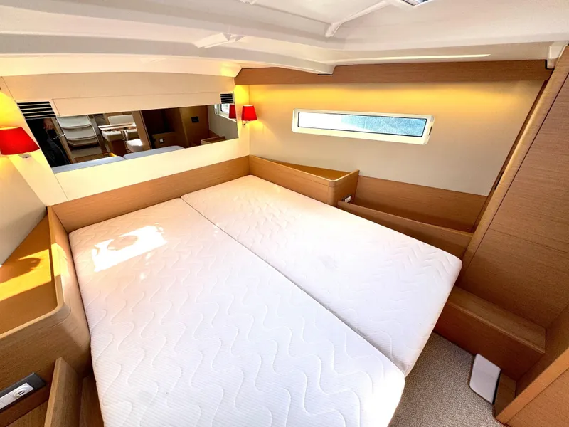 Slide: The Image of Jeanneau Sun Odyssey 440 2019 - 39