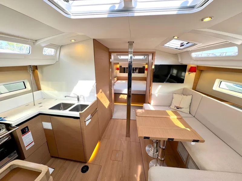 Slide: The Image of Jeanneau Sun Odyssey 440 2019 - 46