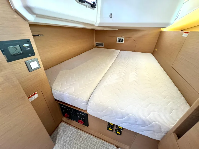 Slide: The Image of Jeanneau Sun Odyssey 440 2019 - 52