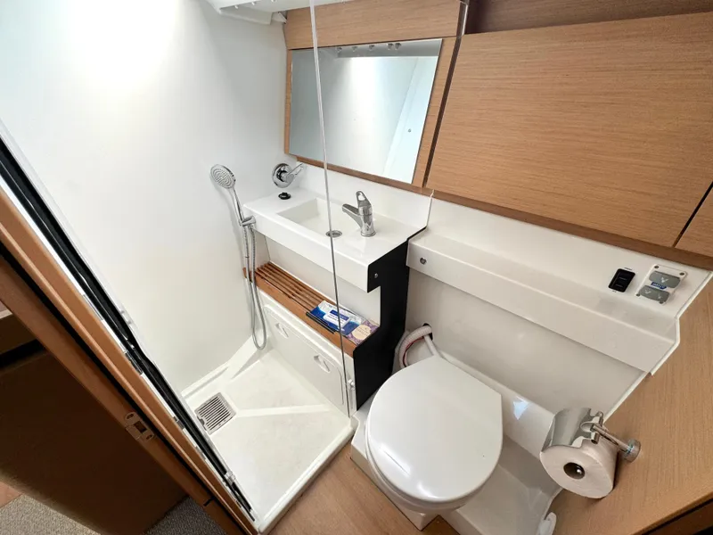 Slide: The Image of Jeanneau Sun Odyssey 440 2019 - 55