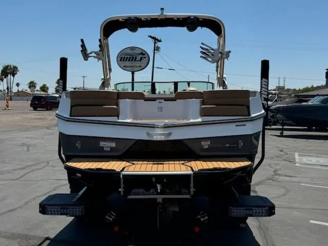 Slide: The Image of MasterCraft XT23 2024 - 7