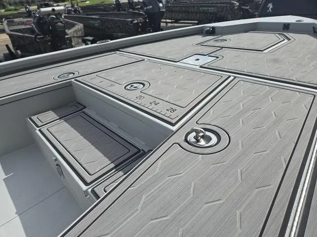 Slide: The Image of Avid 21 FSX 2024 - 14