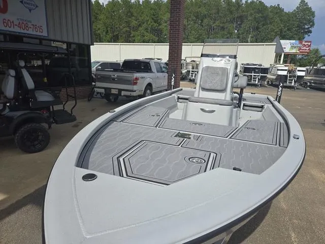 Slide: The Image of Avid 21 FSX 2024 - 4