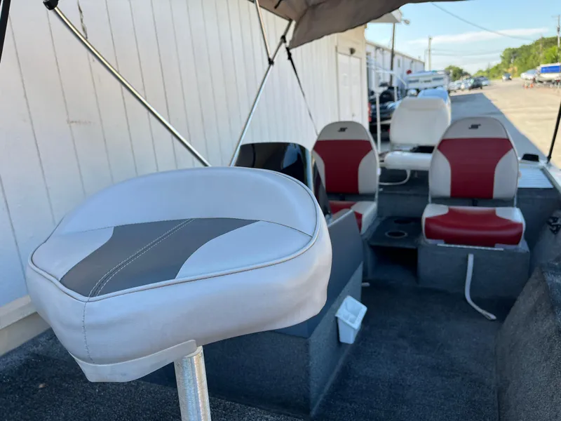 Slide: The Image of Bass Tracker Pro 17 1990 - 81