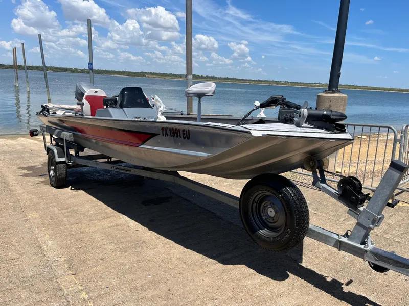 Slide: The Image of Bass Tracker Pro 17 1990 - 88