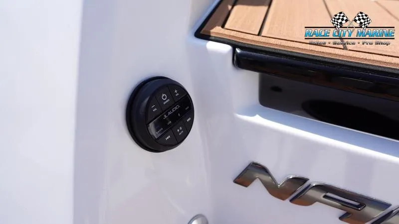 Slide: The Image of Super Air Nautique GS24 - 13