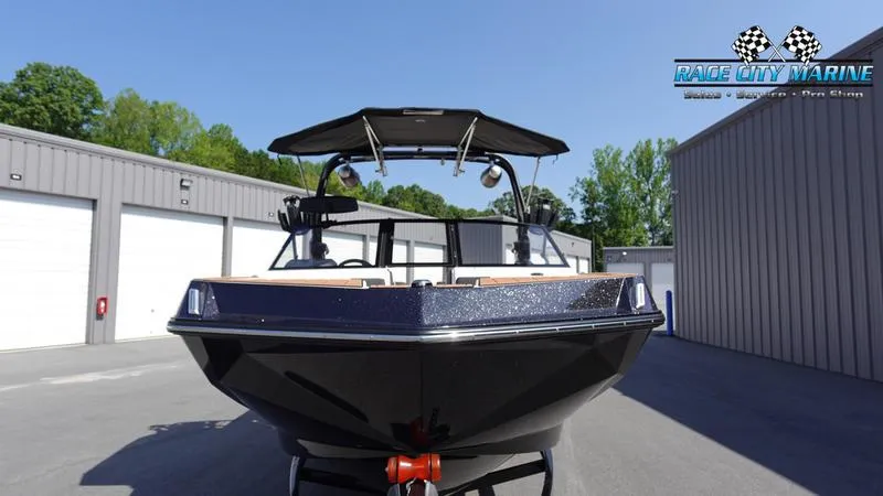 Slide: The Image of Super Air Nautique GS24 - 2