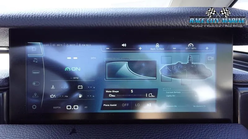 Slide: The Image of Super Air Nautique GS24 - 27