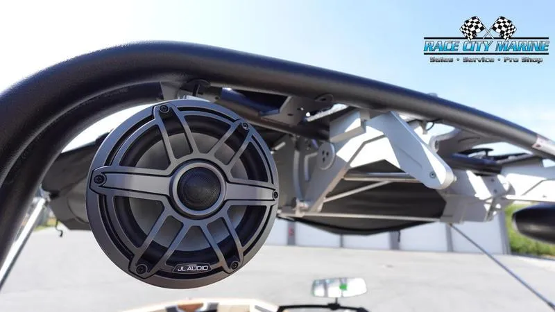 Slide: The Image of Super Air Nautique GS24 - 38