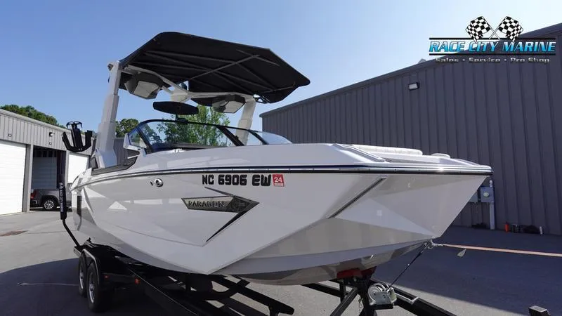 Slide: The Image of Super Air Nautique G25 Paragon - 3