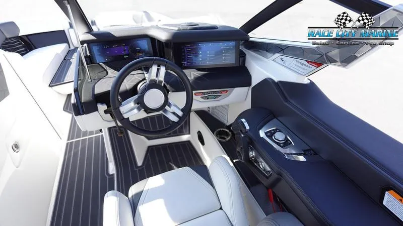 Slide: The Image of Super Air Nautique G25 Paragon - 38