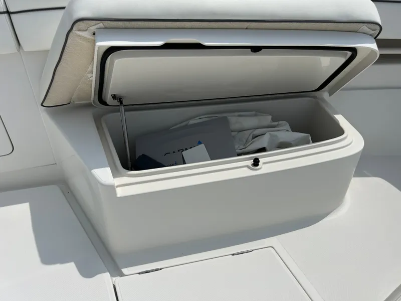 Slide: The Image of Jupiter 34 HFS w/ Triple Yamaha F300s 2016 - 58