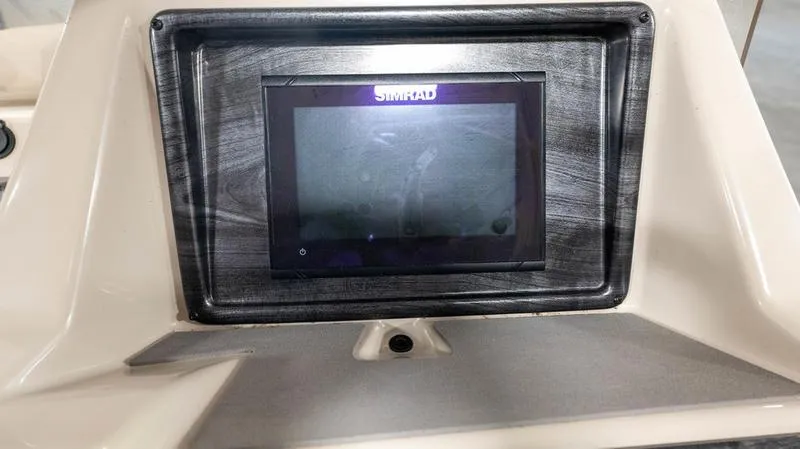 Slide: The Image of Simrad display on 2021 Harris SUNLINER 230 SLDH boat dashboard. - 12
