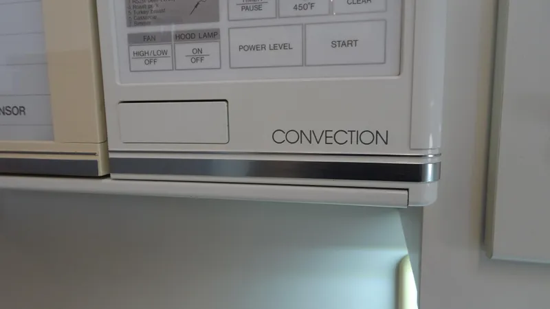 Slide: The Image of Carver 440 Aft Cabin Motor Yacht 1995 - 39