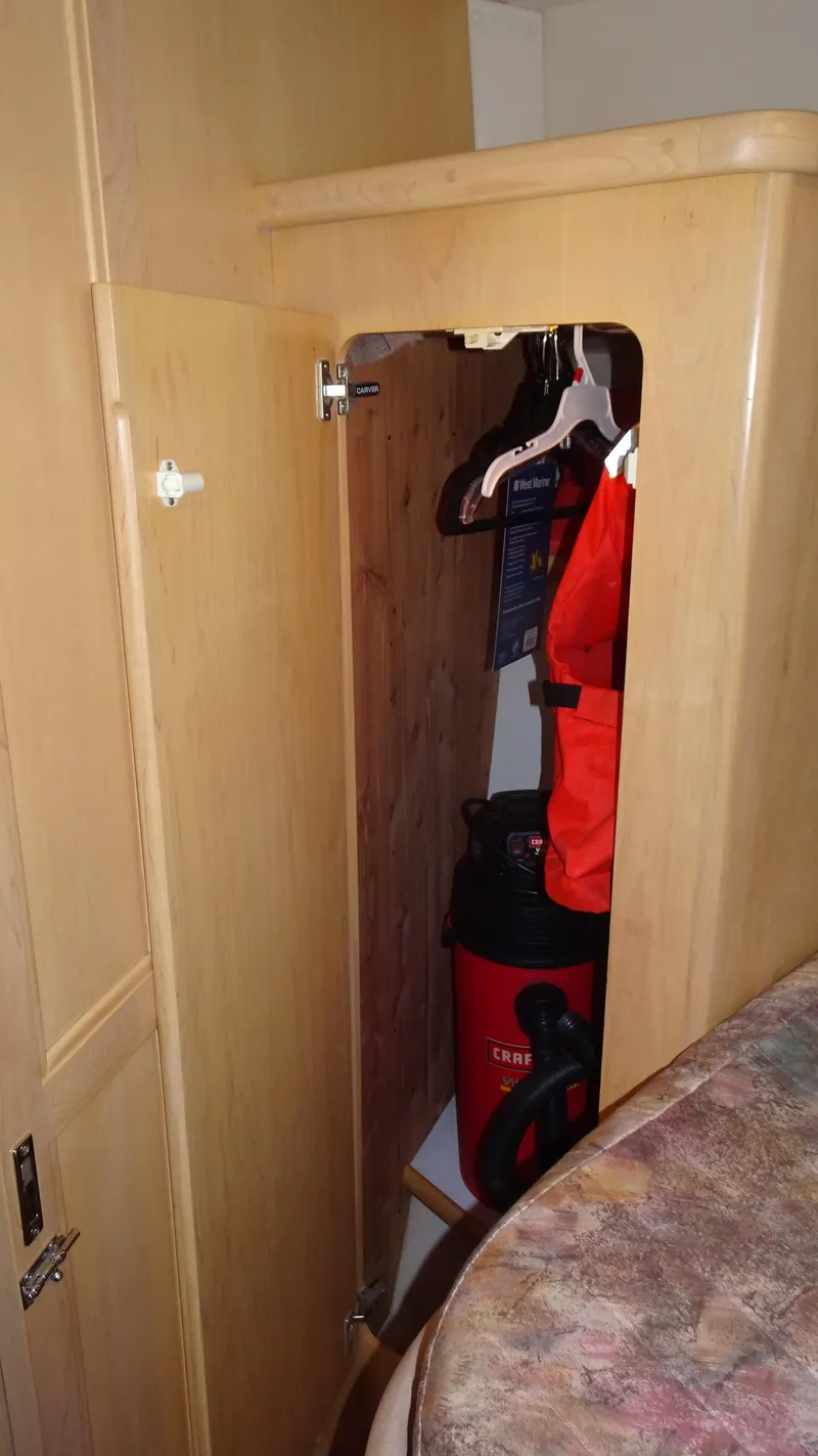 Slide: The Image of Carver 440 Aft Cabin Motor Yacht 1995 - 48